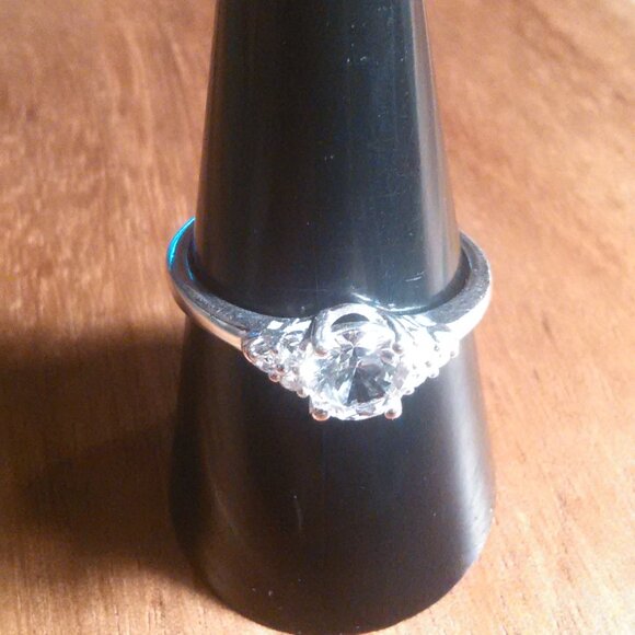 Lab Created White Sapphire Sterling Silver Radiant Promise Ring (Size 9) - Picture 14 of 16